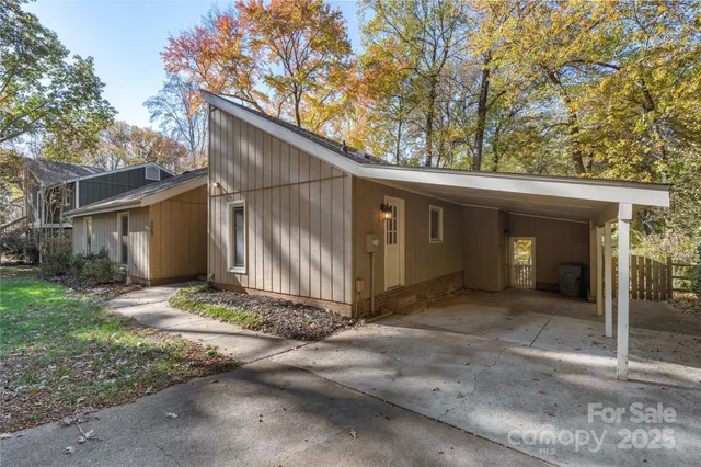 $485,000 | 4847 Truesdale Place, Charlotte, NC 28277
