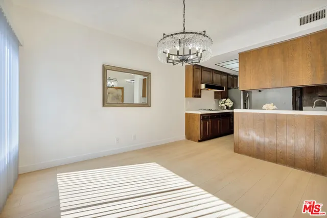 $4,350 | 1727 South Bentley Avenue, Unit 205, Los Angeles, CA 90025