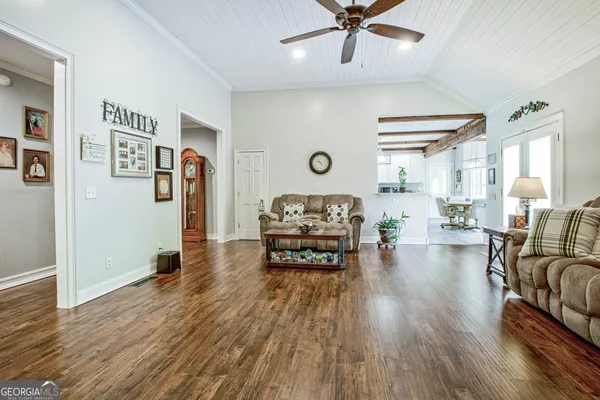 a view of utility room