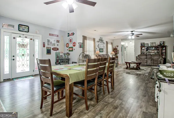 $890,000 | 967 Tope Road, Sharpsburg, GA 30277