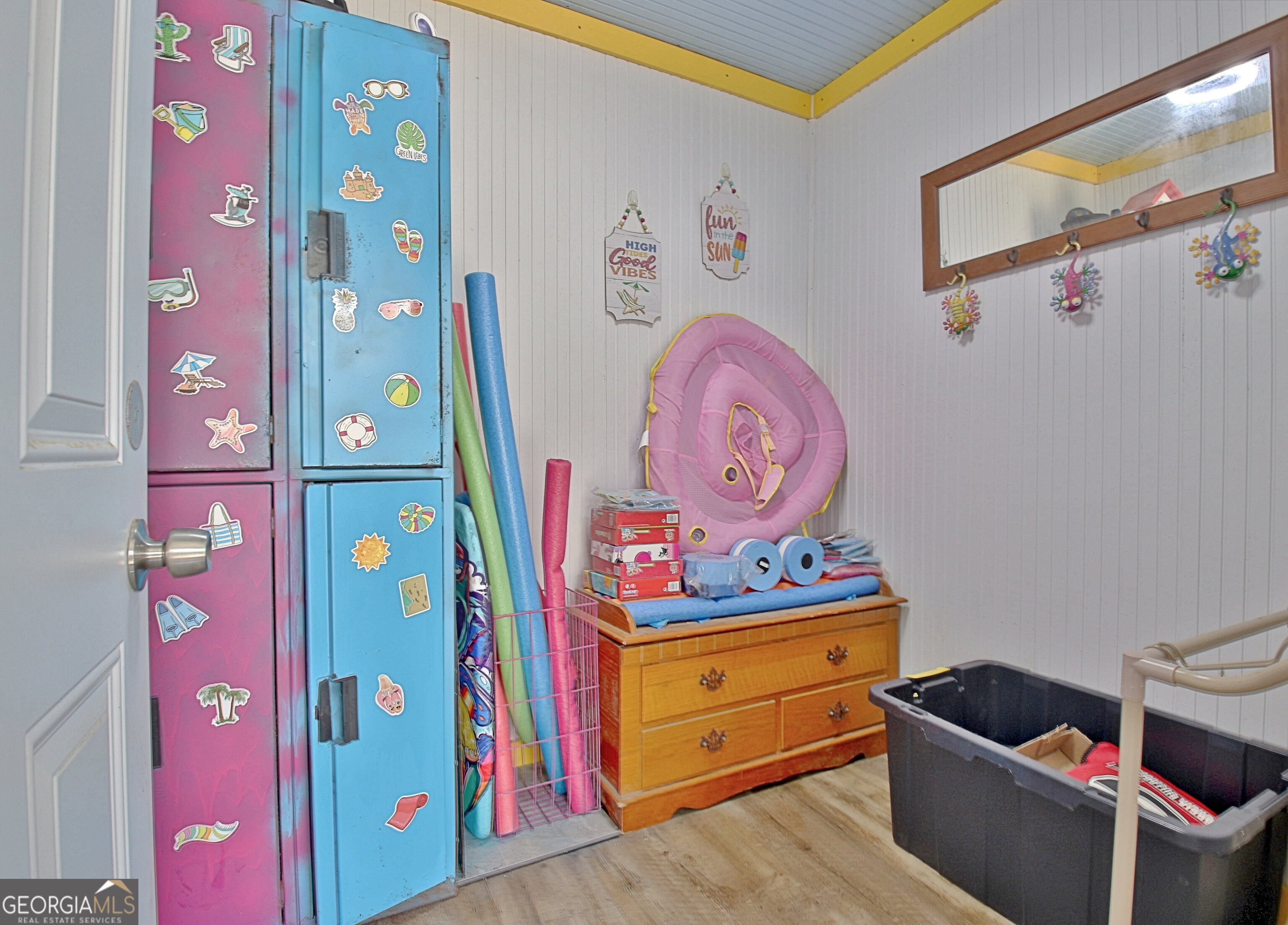 967 Tope Road Sharpsburg, GA 30277 - Photo 78 of 98 a kitchen that has a lot of fruit on it and wooden floor
