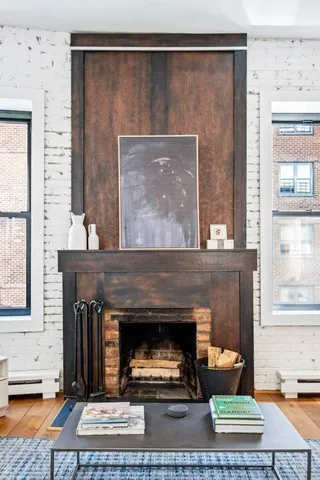 $1,175,000 | 203 West 102nd Street, Unit 5R | Upper West Side