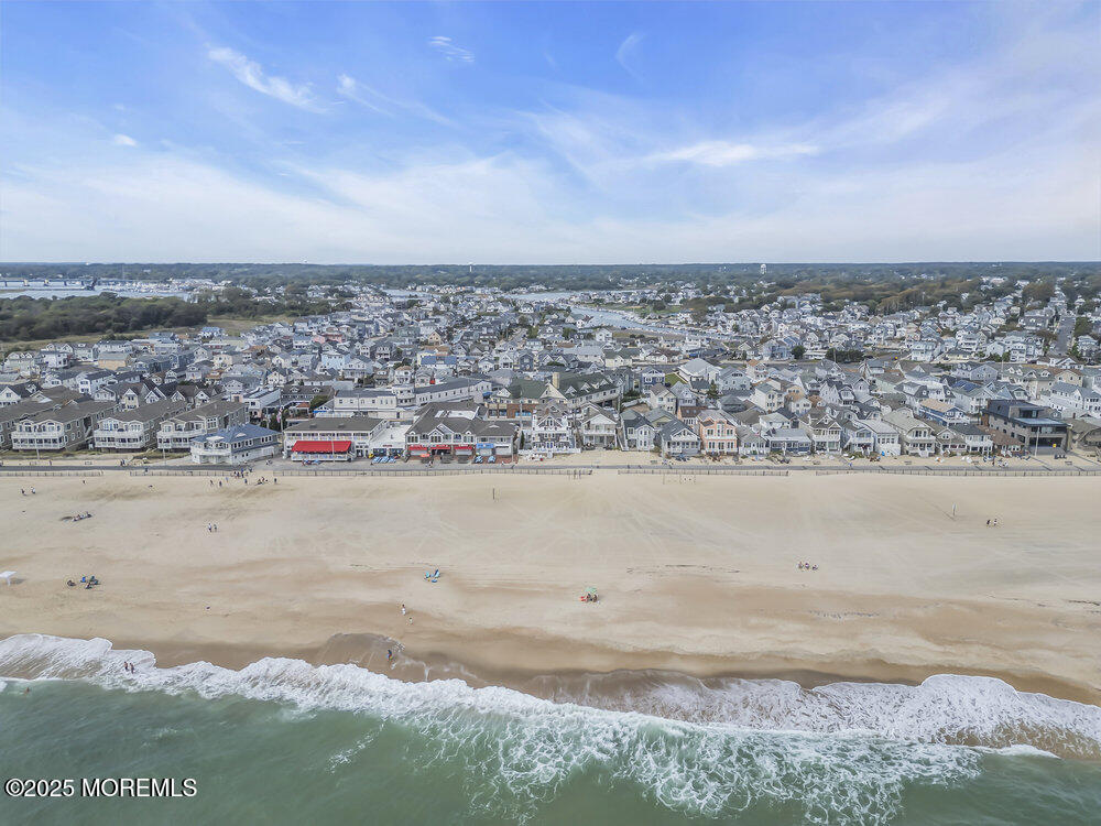 580 East Main Street, Unit 3 Manasquan, NJ 08736 - Photo 15 of 41 a view of an ocean