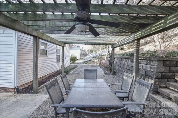 $1,975 | 110 Pratt Street, Belmont, NC 28012