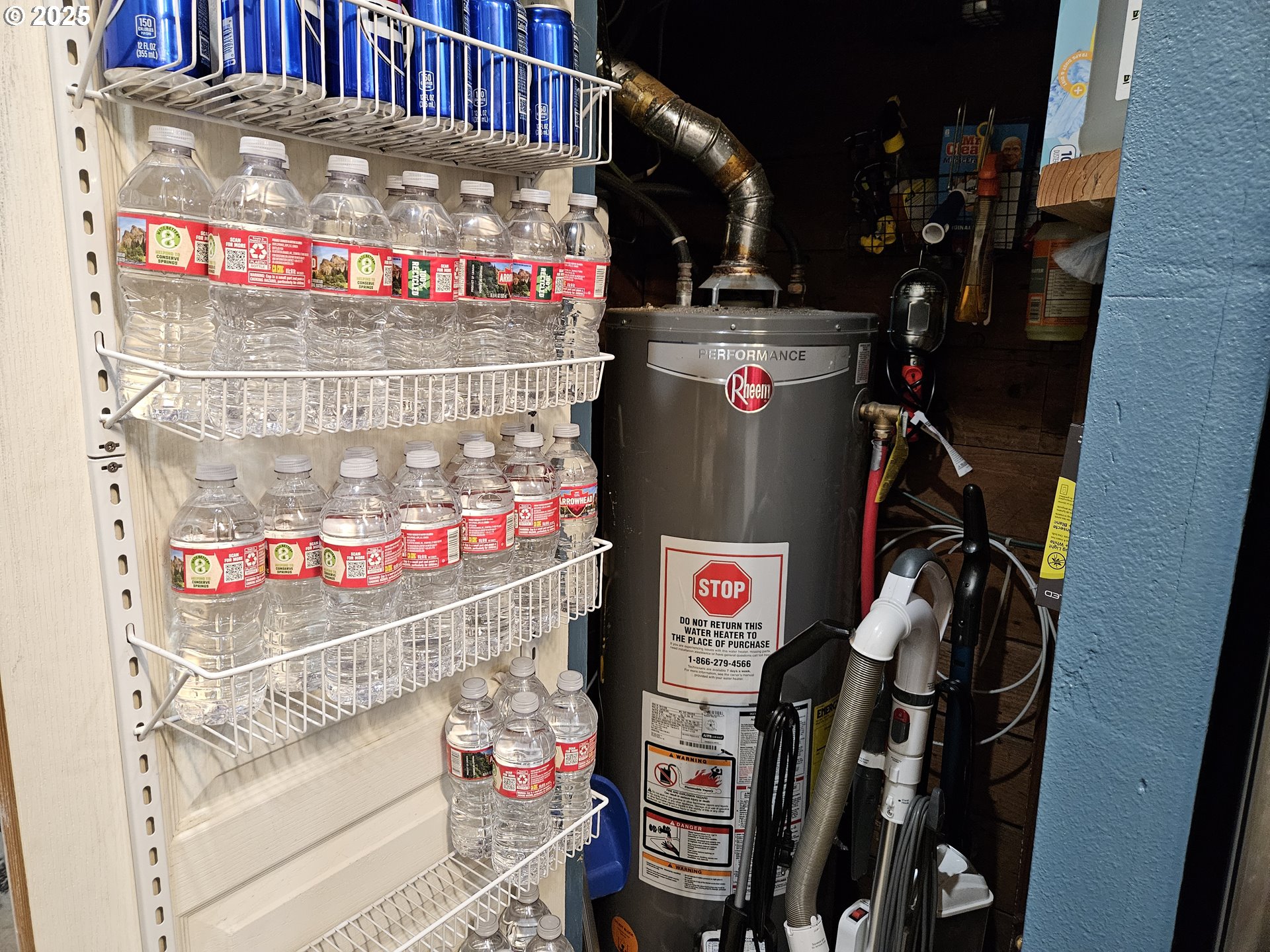 1040 Southeast 6th Avenue Albany, OR 97321 - Photo 39 of 48 a store with storage and utility room
