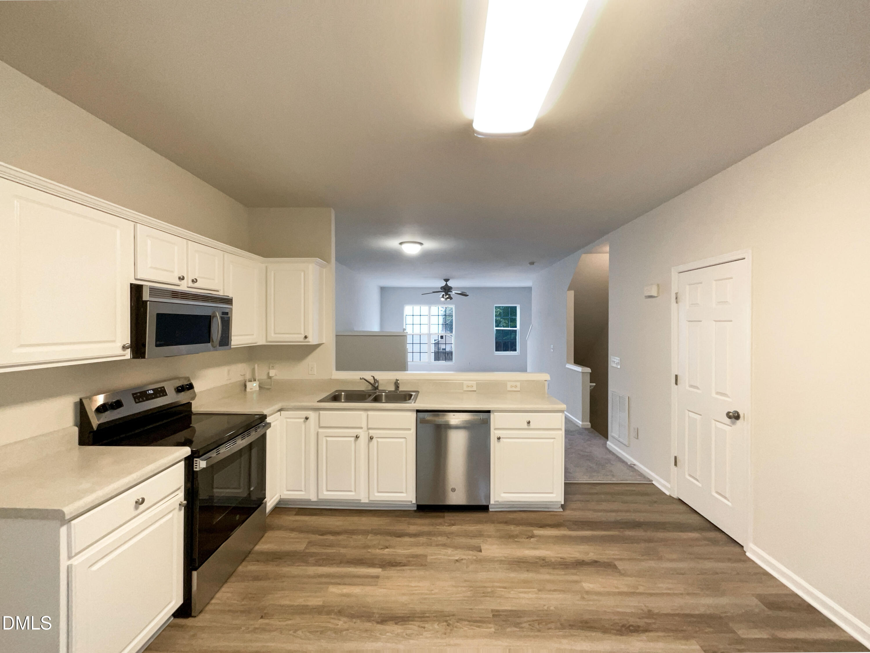 4842 Wyatt Brook Way Raleigh, NC 27609 - Photo 15 of 22 photo_15