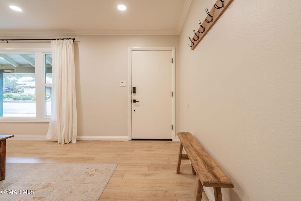 75 Neish Street Camarillo, CA 93010 - Photo 14 of 42 a view of room with window