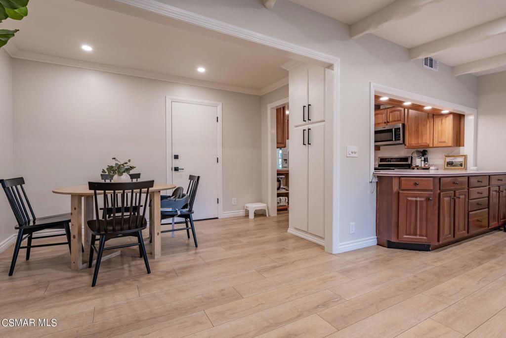 75 Neish Street Camarillo, CA 93010 - Photo 17 of 42 a view of a dining room with furniture and wooden floor