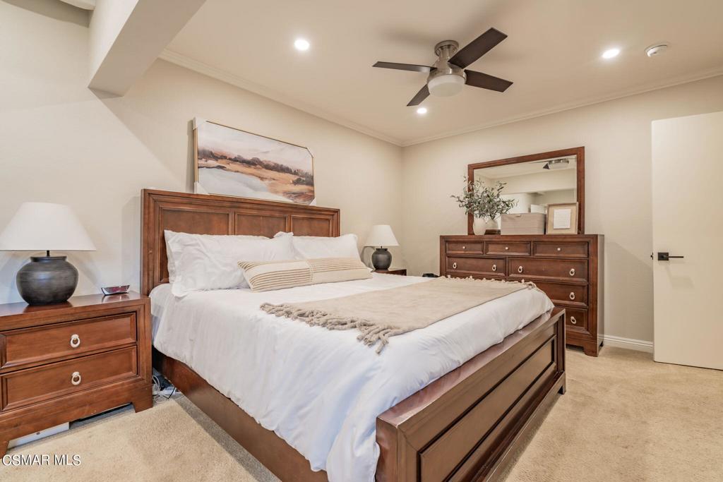 75 Neish Street Camarillo, CA 93010 - Photo 23 of 42 a bedroom with a bed and a dresser