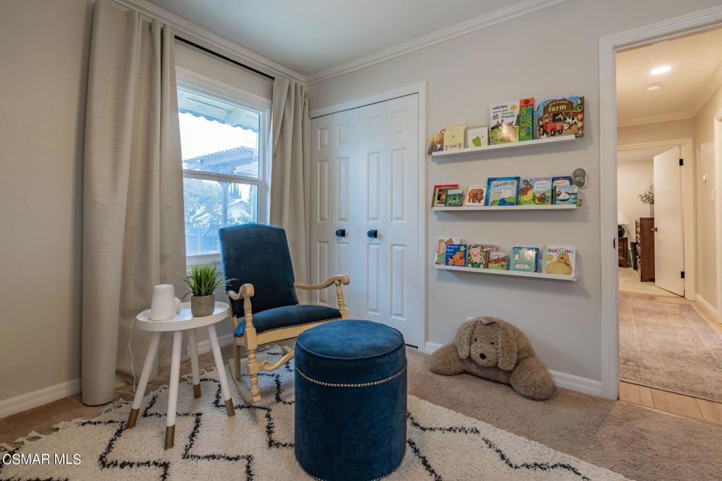 75 Neish Street Camarillo, CA 93010 - Photo 31 of 42 a living room with furniture and a rug