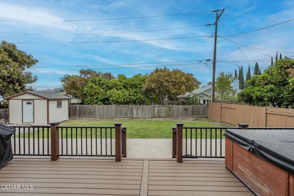 75 Neish Street Camarillo, CA 93010 - Photo 41 of 42 a view of a wooden fence