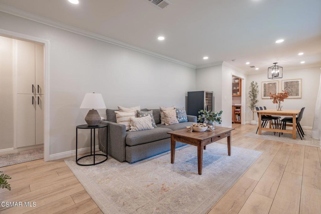 75 Neish Street Camarillo, CA 93010 - Photo 9 of 42 a living room with furniture and a table