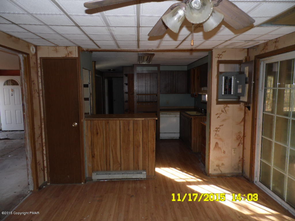 2 Chip Munk Court Lake Ariel, PA 18436 - Photo 6 of 11 SAM_3636