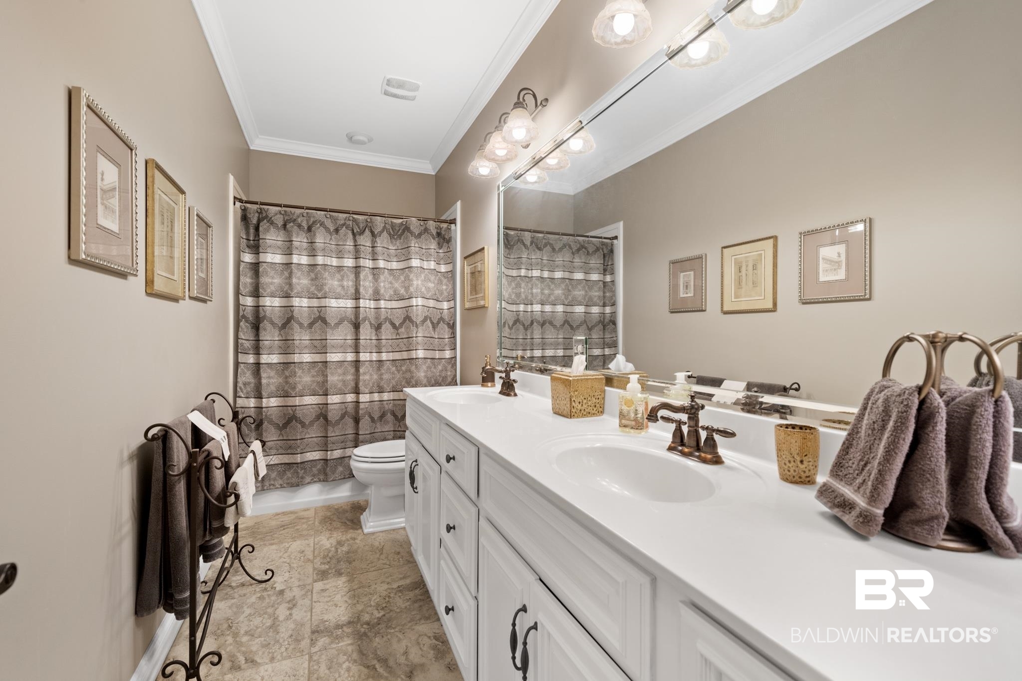 407 Rothley Avenue Fairhope, AL 36532 - Photo 22 of 33 Bathroom 2