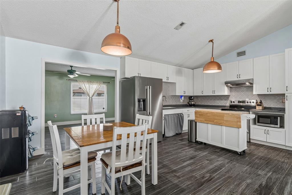 7737 Jenner Avenue New Port Richey, FL 34655 - Photo 8 of 27