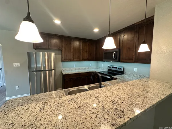 $1,700 | 107 Virginia, Spring Branch, TX 78070