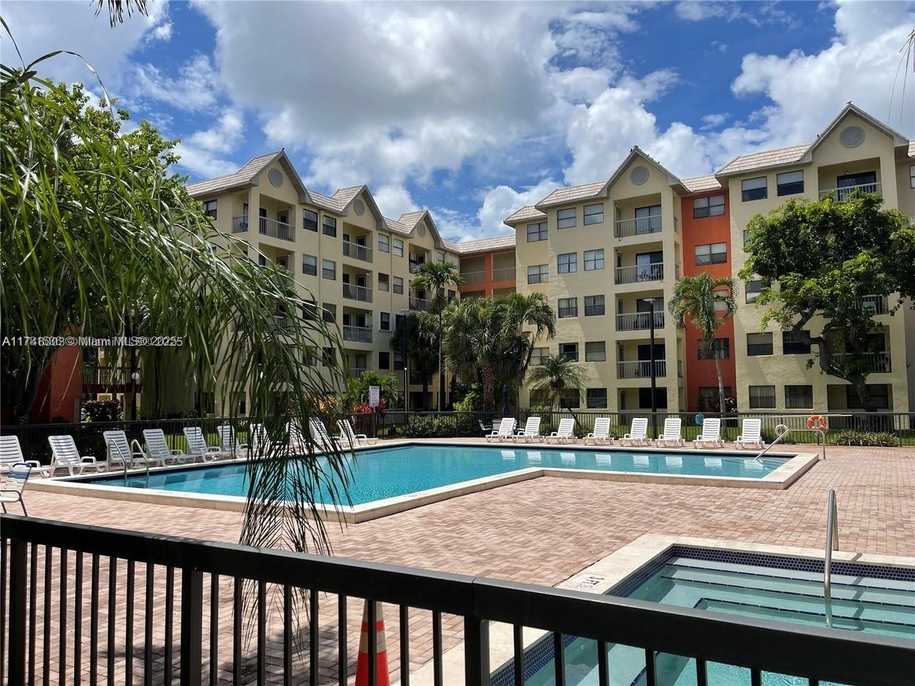 8225 Lake Drive, Unit 302 Doral, FL 33166 - Photo 4 of 15