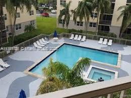 8225 Lake Drive, Unit 302 Doral, FL 33166 - Photo 6 of 15