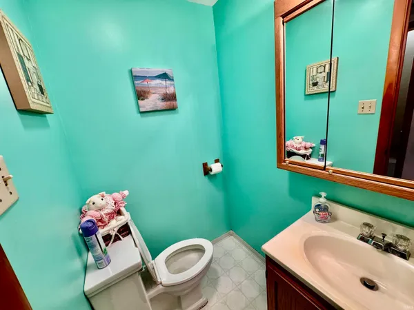 $575,000 | 2922 South Country Club Drive South, Rochester, IN 46975