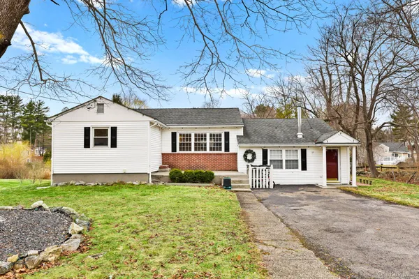 $4,350 | 2881 Meadowcrest Drive, Yorktown Heights, NY 10598