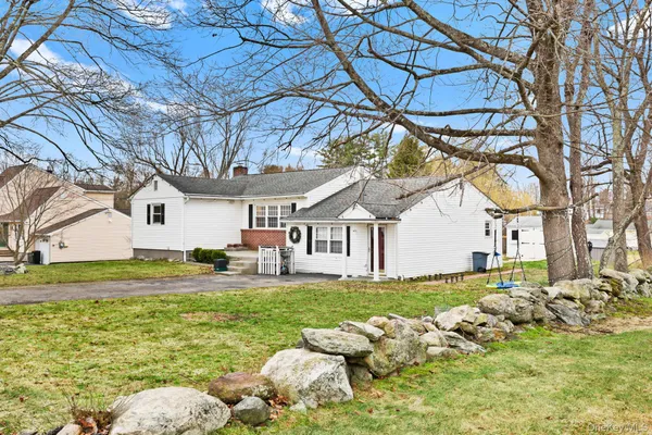$4,350 | 2881 Meadowcrest Drive, Yorktown Heights, NY 10598