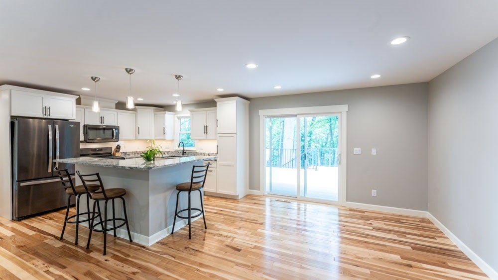 3382 Mohawk Road Northeast Solon, IA 52333 - Photo 16 of 42 Gallery Image 16