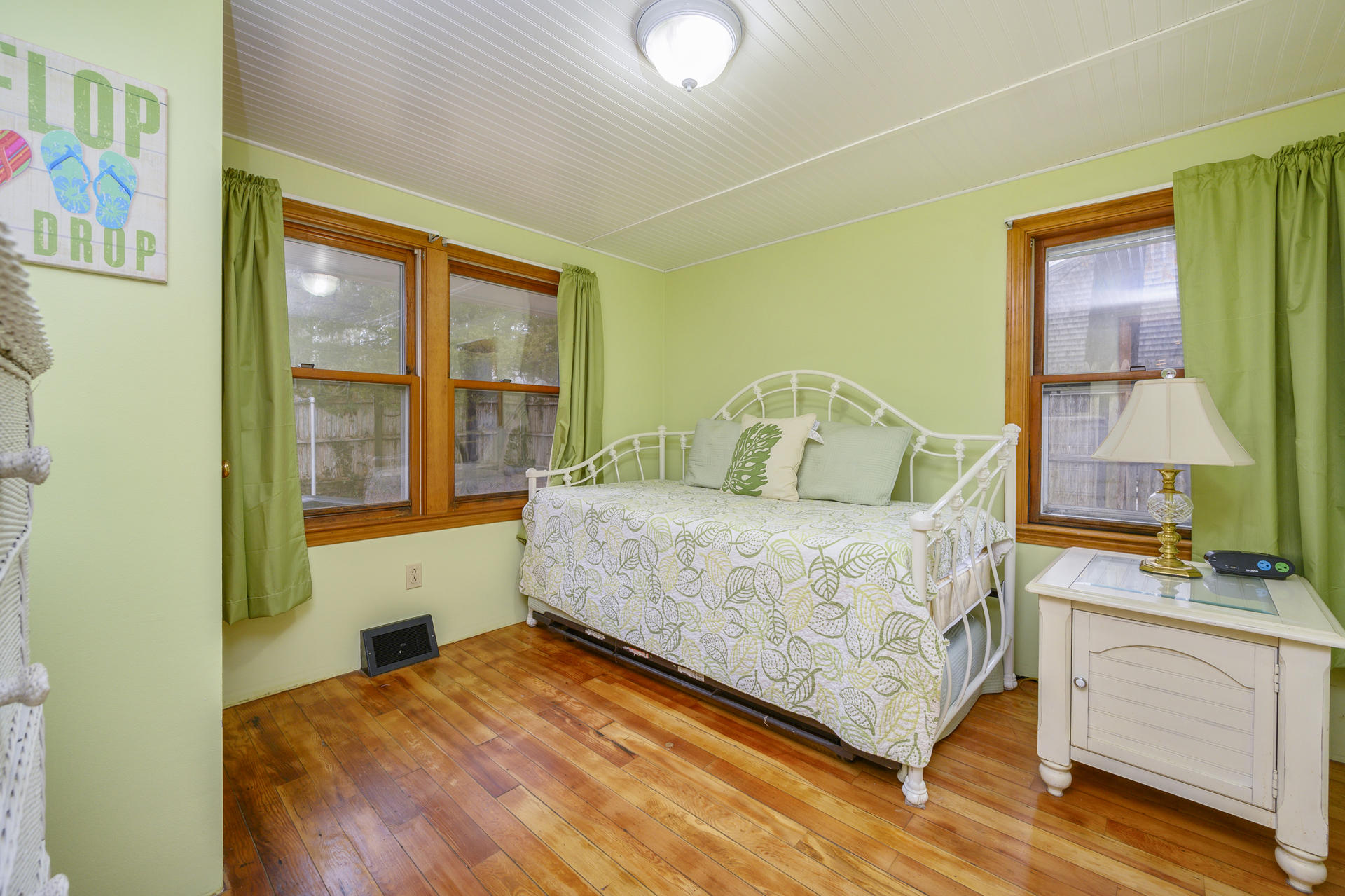 9 Peter Oliver Road Dennis, MA 02660 - Photo 14 of 19 009-photo--8161865