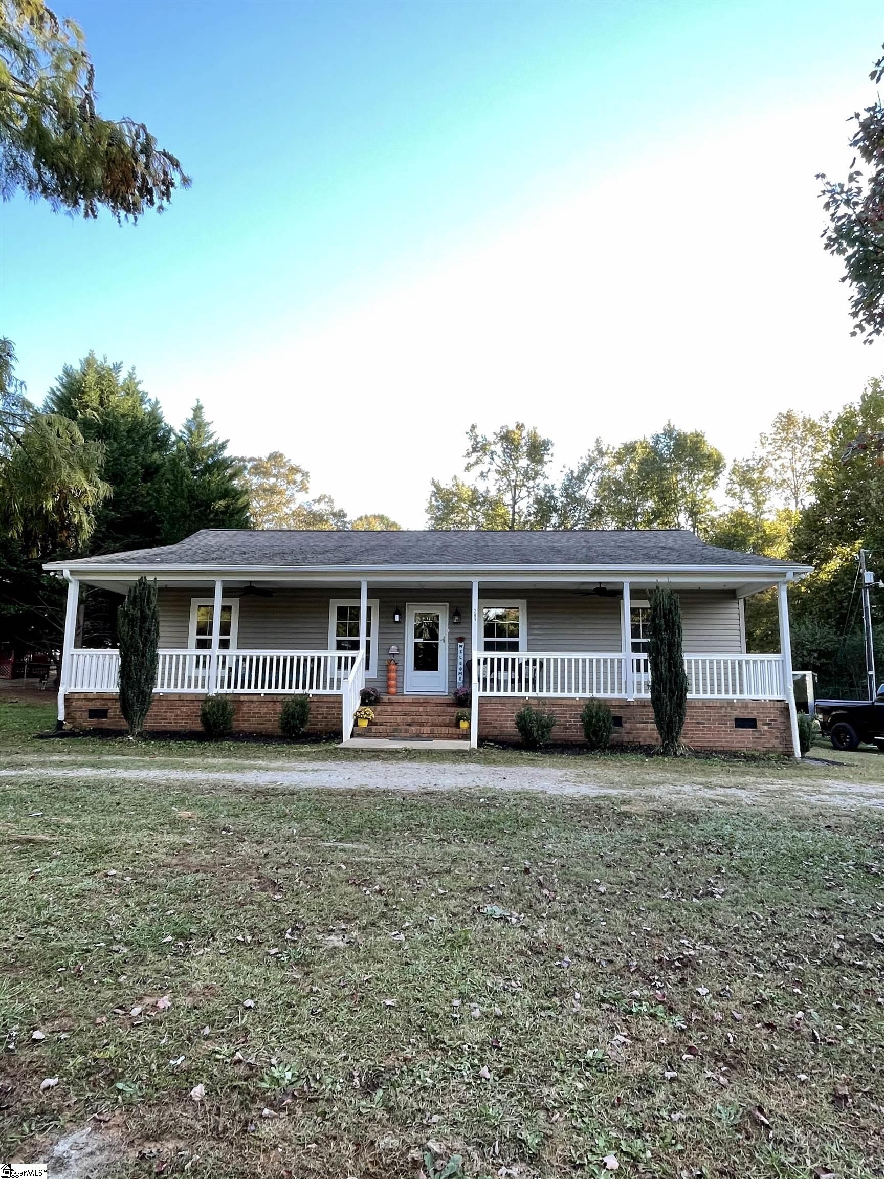 285 Styles Road Taylors, SC 29687 - Photo 1 of 25 Gallery Image 1