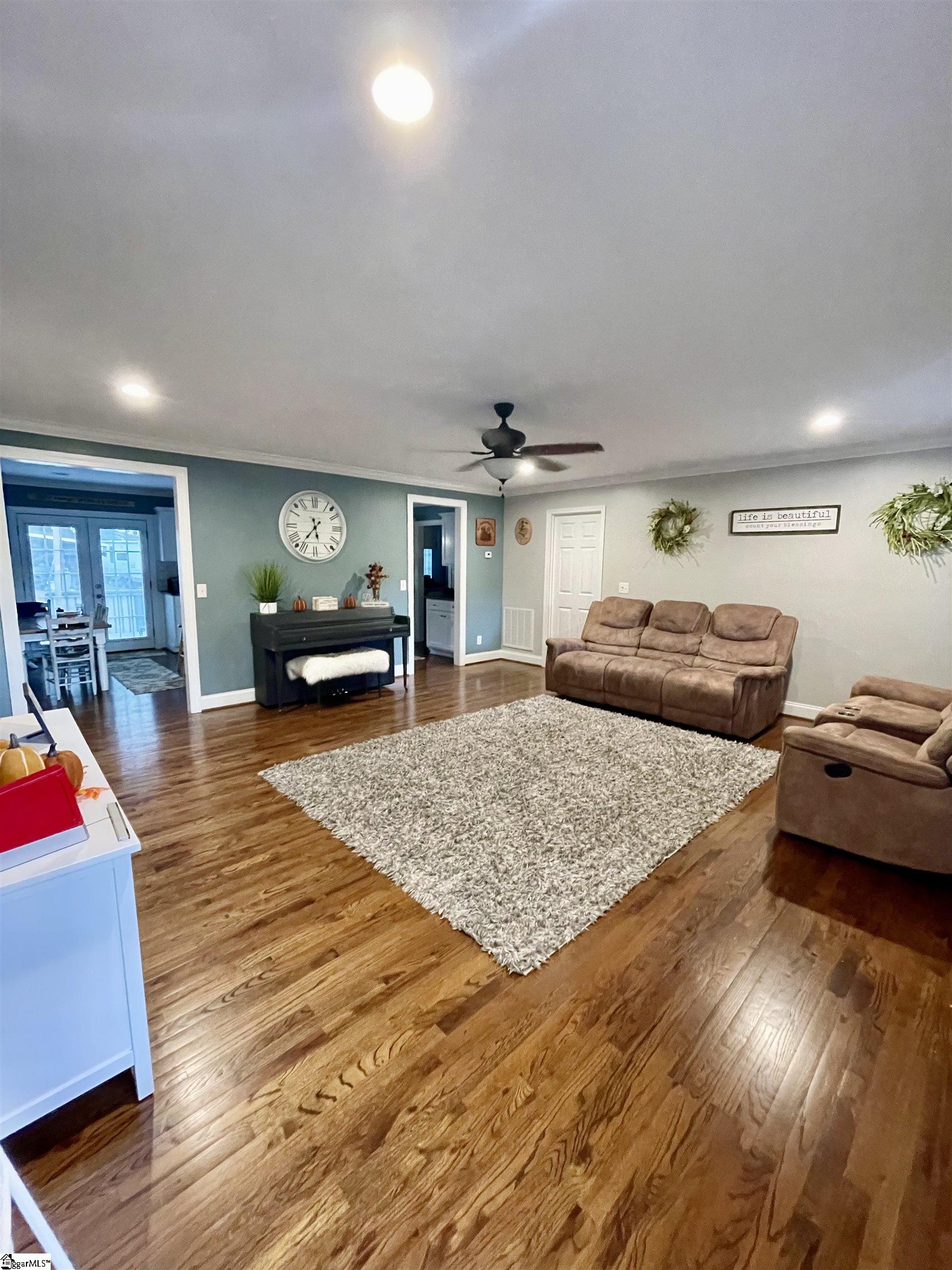 285 Styles Road Taylors, SC 29687 - Photo 4 of 25 Gallery Image 4