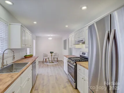 $305,000 | 6030 Featherstone Court, Rock Hill, SC 29732