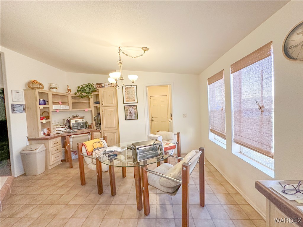 4351 Cavalry Road Fort Mohave, AZ 86426 - Photo 11 of 57 Dining Area