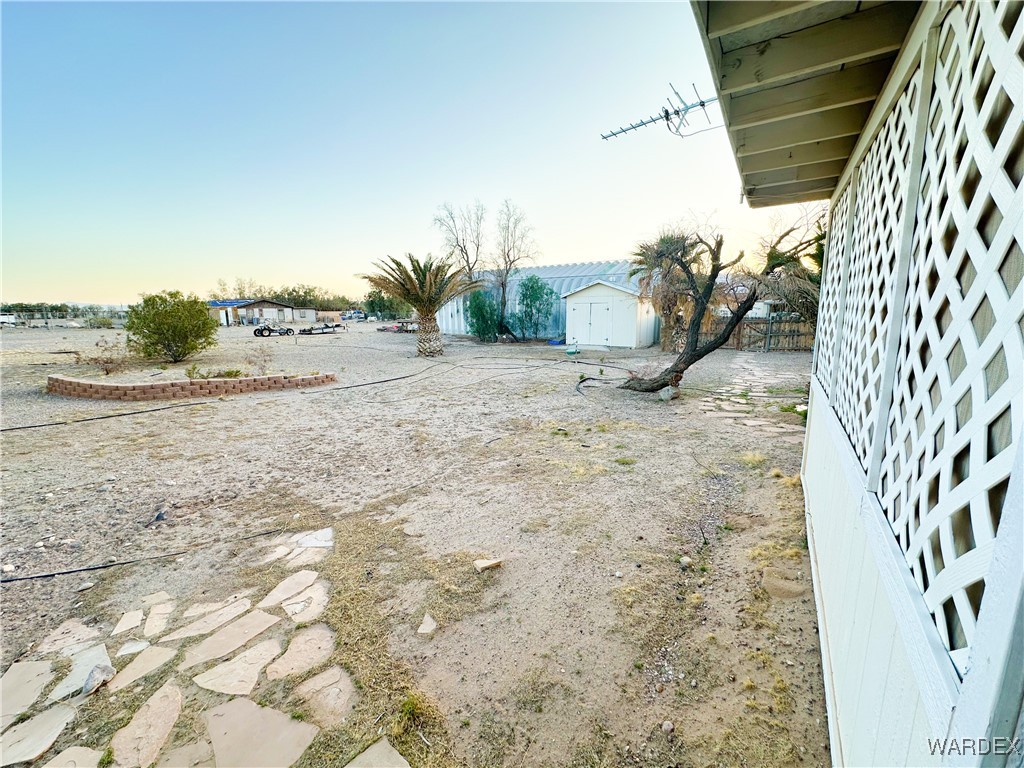 4351 Cavalry Road Fort Mohave, AZ 86426 - Photo 35 of 57 Yard