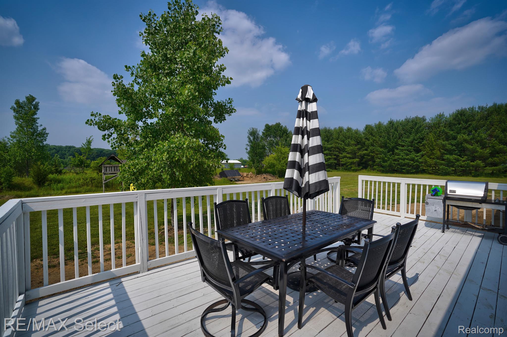 6106 Carpenter Road Flushing, MI 48433 - Photo 5 of 37 Gallery Image 5