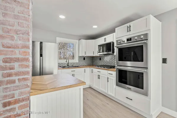 $3,000 | 2961 Cottage Place, Stottville, NY 12172