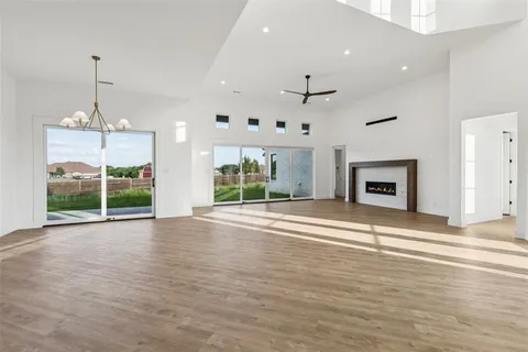 $1,350,000 | 4930 Magnolia Trail, Midlothian, TX 76065