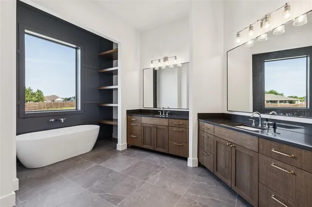 $1,320,000 | 4930 Magnolia Trail, Midlothian, TX 76065