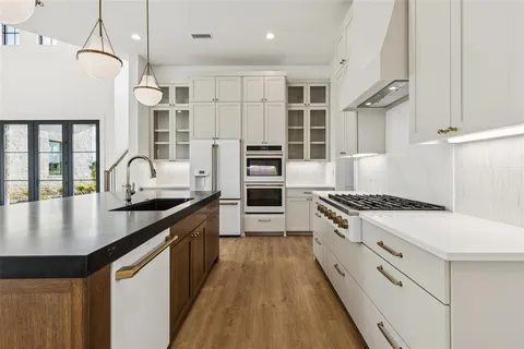 $1,350,000 | 4930 Magnolia Trail, Midlothian, TX 76065