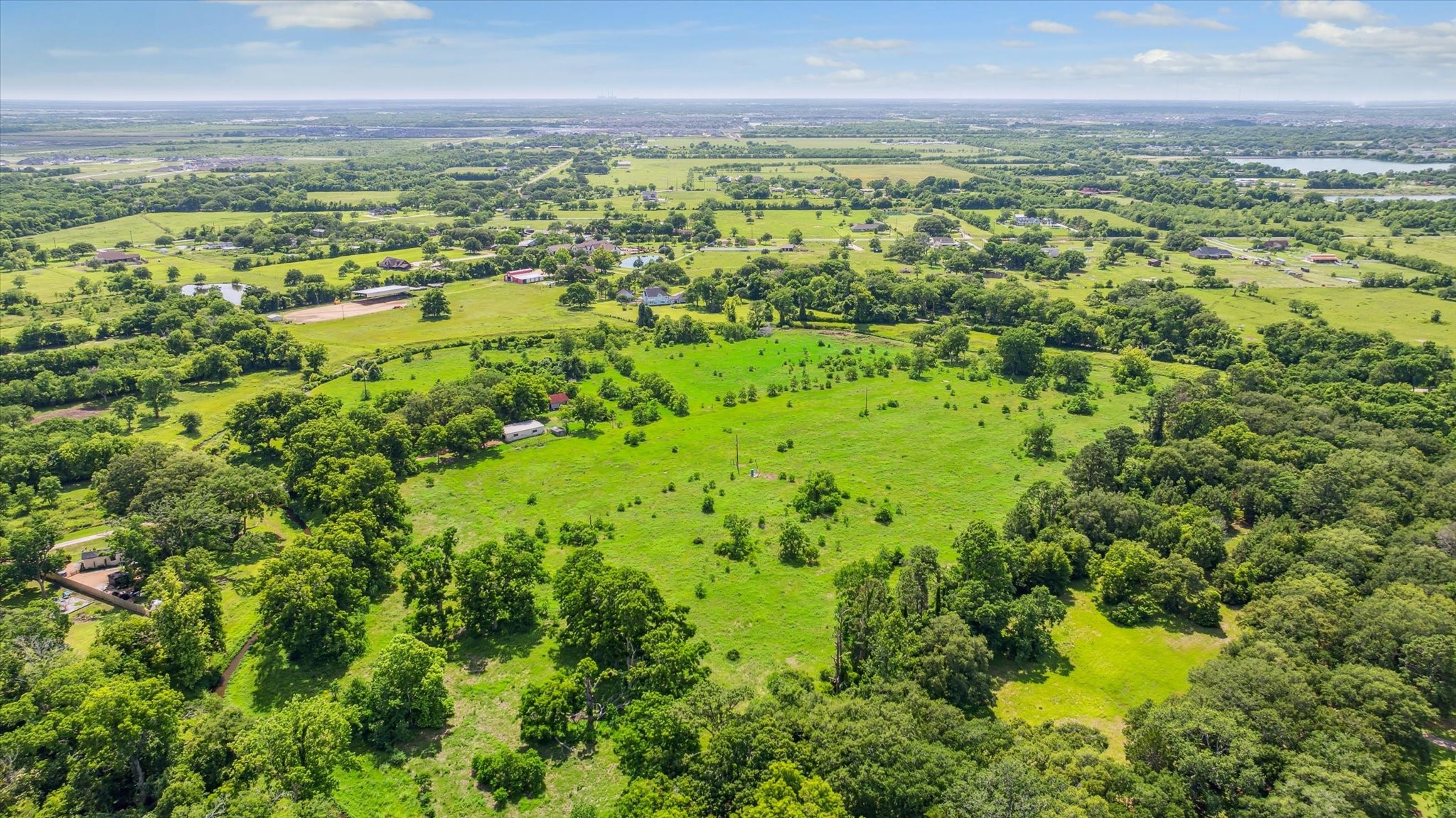 5634 Patterson Road Manvel, TX 77578 - Photo 3 of 8 a view of yard with ocean view