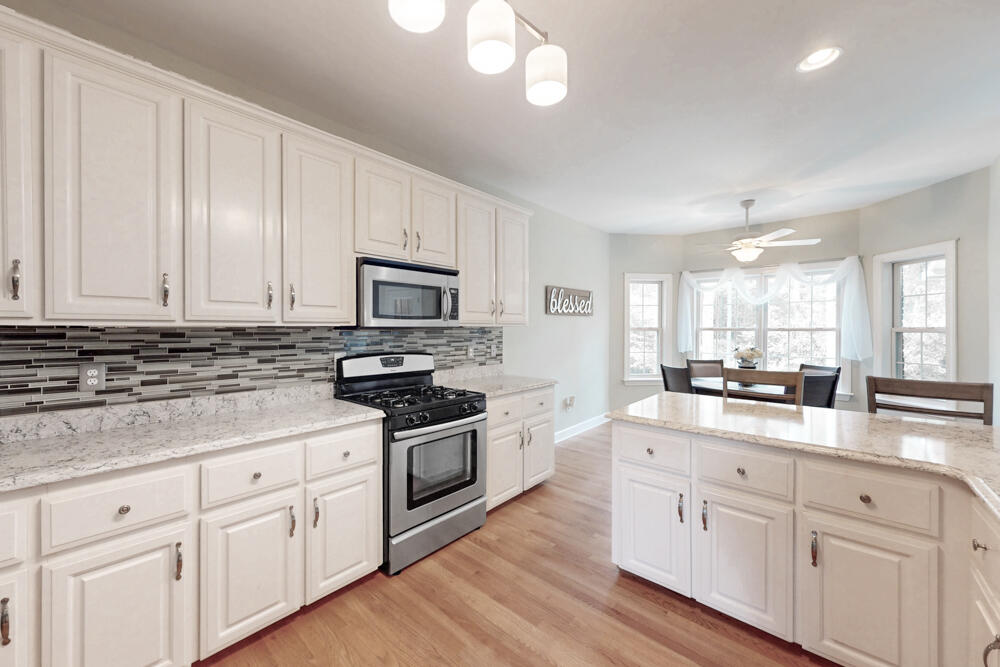 2256 Club Drive Aiken, SC 29803 - Photo 10 of 36 Hardwood Floors!