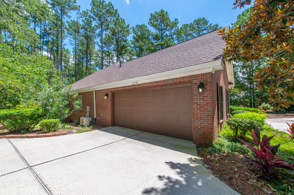 2256 Club Drive Aiken, SC 29803 - Photo 27 of 36 Garage!