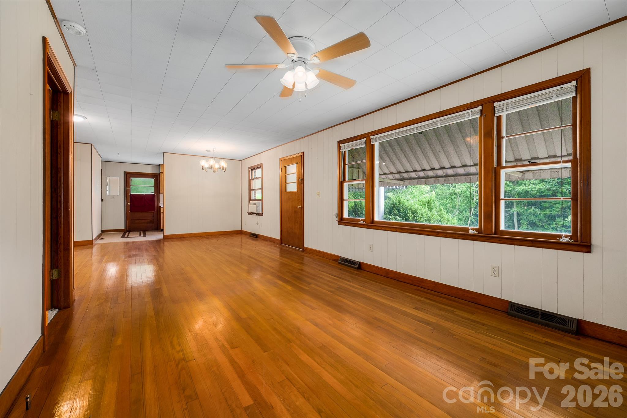 302 Sprinkle Branch Road Marshall, NC 28753 - Photo 18 of 38