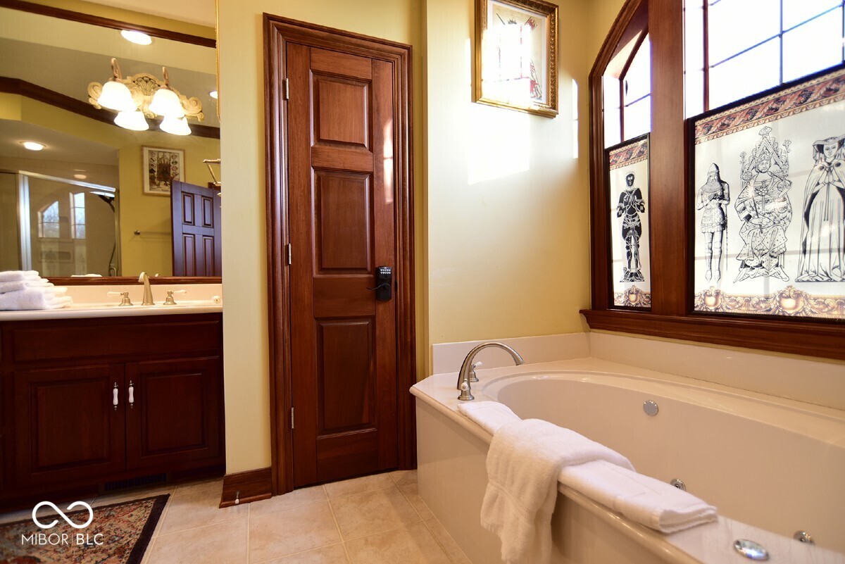 6412 Fall Creek Road Indianapolis, IN 46220 - Photo 32 of 50