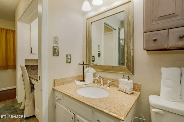 $1,400,000 | 3669 Lindsey Mill Road, Gatlinburg, TN 37738