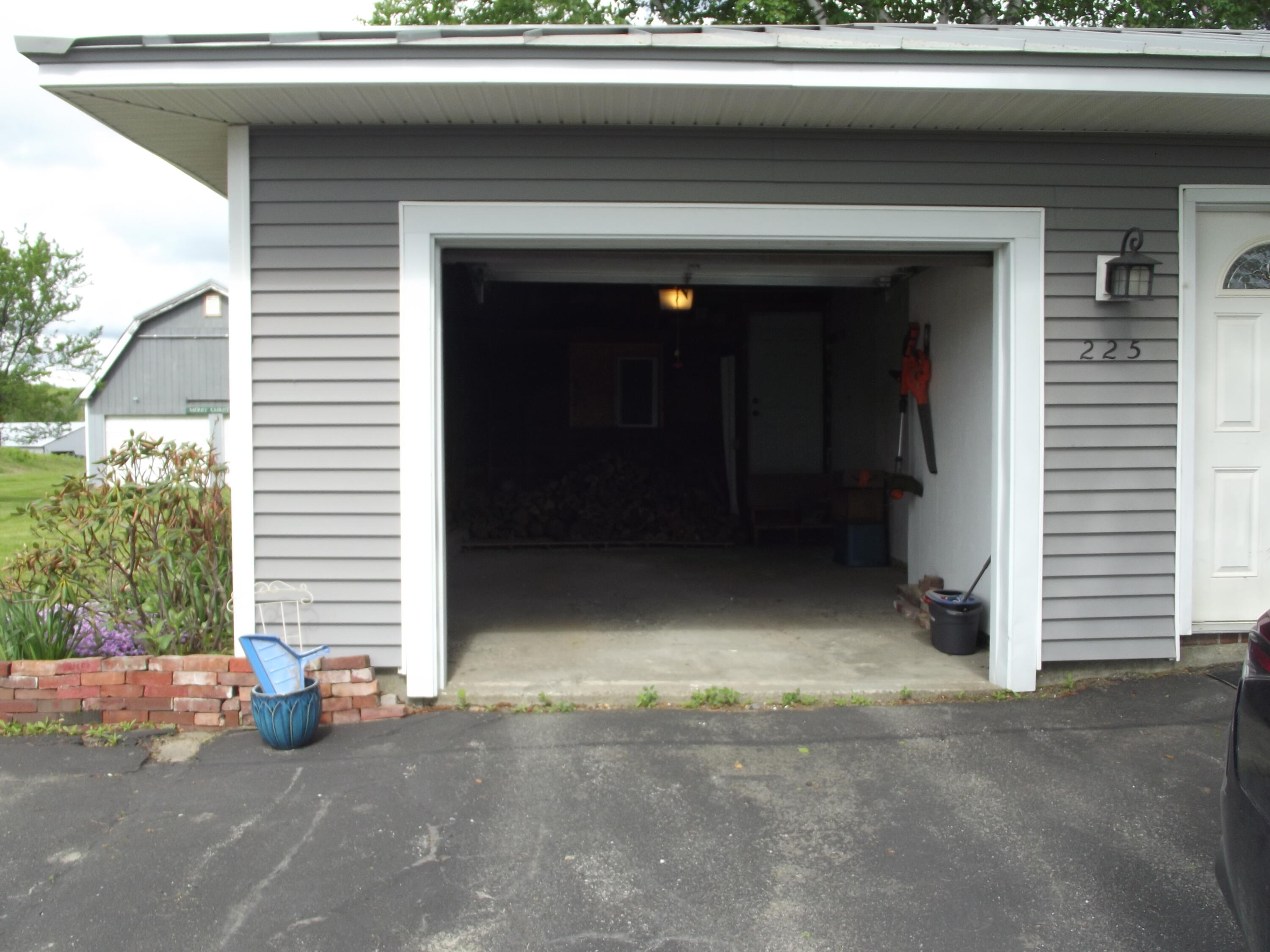 225 Skowhegan Road Fairfield, ME 04937 - Photo 12 of 41 11