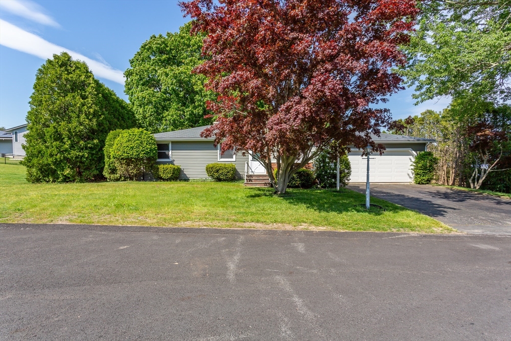 68 Redwood Road Somerset, MA 02726 - Photo 2 of 28 Gallery Image 2
