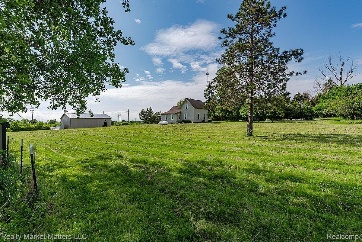 11759 Jeddo Road Yale, MI 48097 - Photo 9 of 66 11759-Jeddo-Rd,-Yale-10.jpg