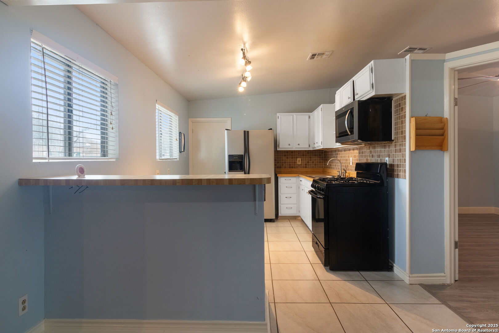 800 Brooks Avenue Schertz, TX 78154 - Photo 11 of 17