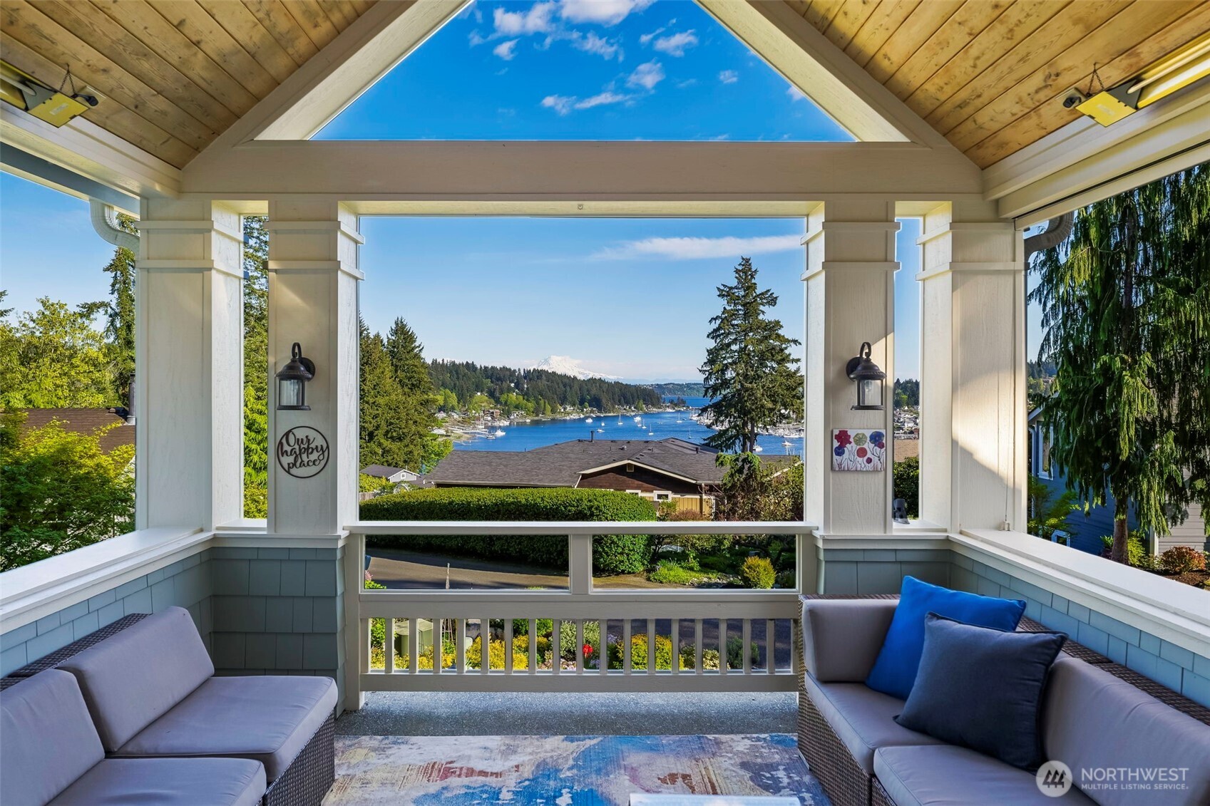 3915 Bay View Lane Gig Harbor, WA 98332 - Photo 12 of 40 a view of an outdoor sitting area