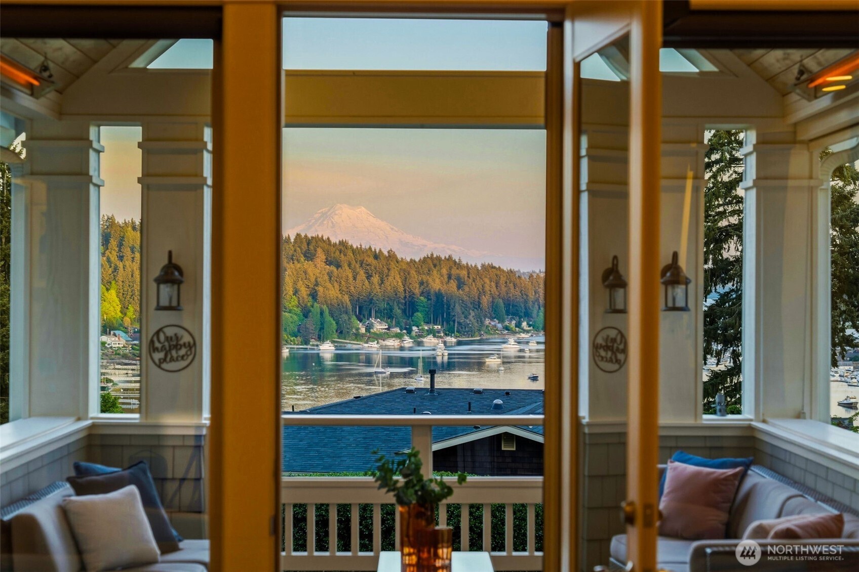 3915 Bay View Lane Gig Harbor, WA 98332 - Photo 3 of 40 a view of a city from a living room