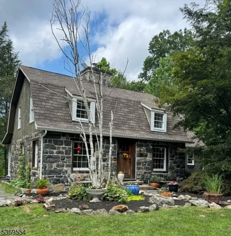 $699,000 | 174 Shades Of Death Road, Great Meadows, NJ 07838